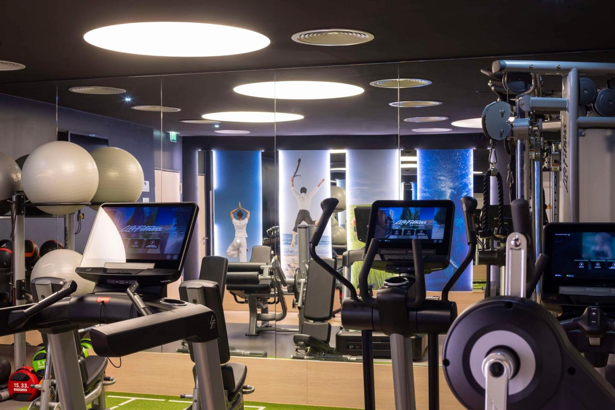 Scandic Hamburg Emporio Kültér fotó